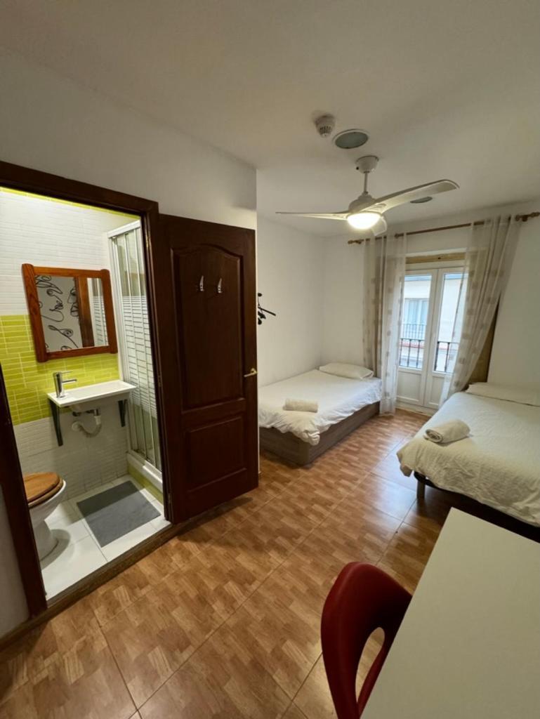 Rosales Residences Madrid Bagian luar foto